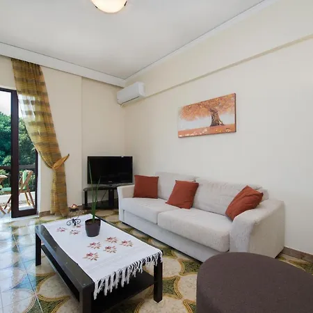 Apartamento Anthippi